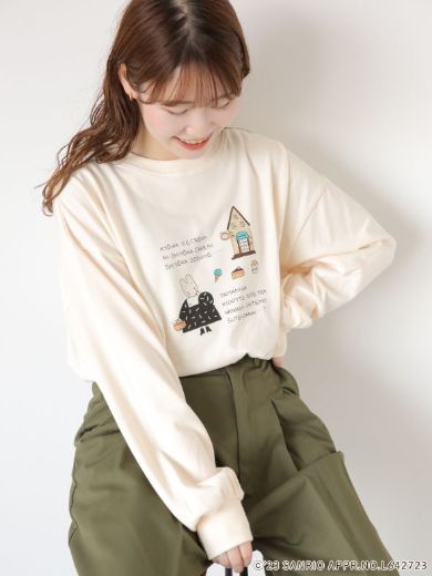 カットソーのキナリはブラックのワンピース