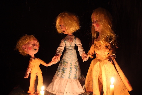 「ミッドサマー」の監督が絶賛した理由が200%納得できる激ヤバストップモーションアニメ映画「オオカミの家」レビュー