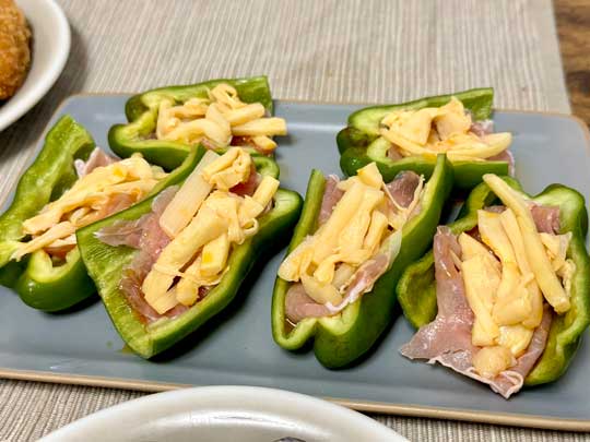 生チンジャオロースー 生ピーマン 生ハム メンマ 料理 開発