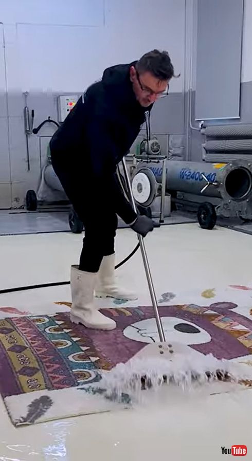 実はこんな模様でした