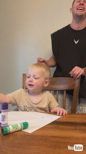 「Dad Corrects Toddler as He Identifies Different Colored Crayons as Pink - 1432950」