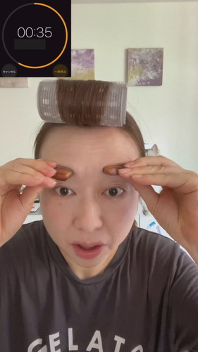 貼るアイシャドウ挑戦！