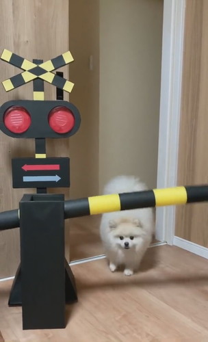 ちくわくんと遮断機