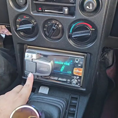 謎のカーオーディオ