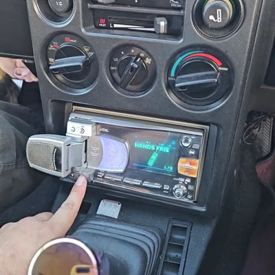 謎のカーオーディオ