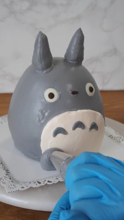 トトロの立体ケーキ