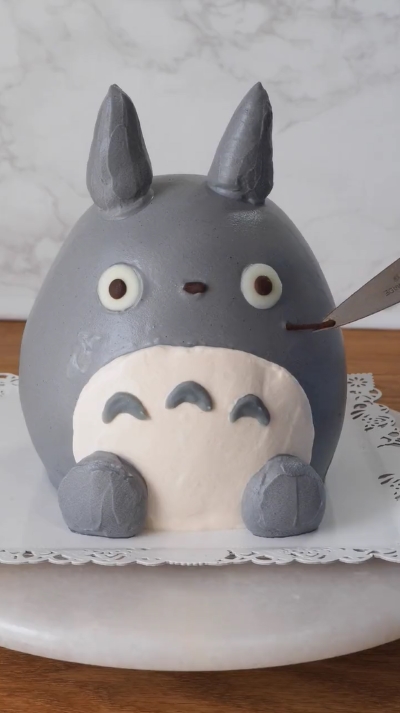 トトロの立体ケーキ