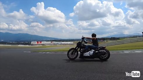 ハーレー・ダビッドソンでサーキットデビューした魔裟斗