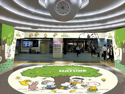 スヌーピー期間限定ショップ装飾イメージ改札