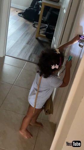 「Daughter Is A Lockpick || ViralHog」