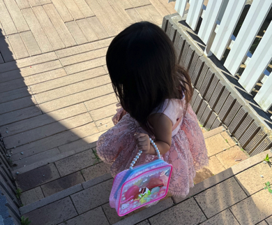 どうしてもドレスで登園したい2歳児と格闘したポスト