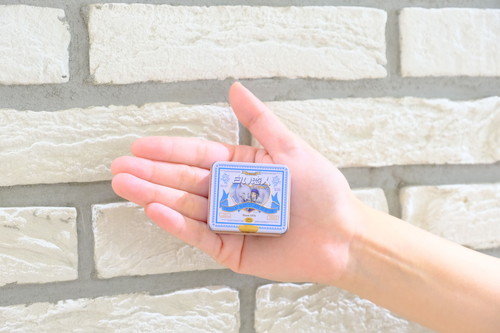 「白い恋人オリジナルマグネット缶『ゴールデンカムイ』コラボ缶シリーズデザイン」