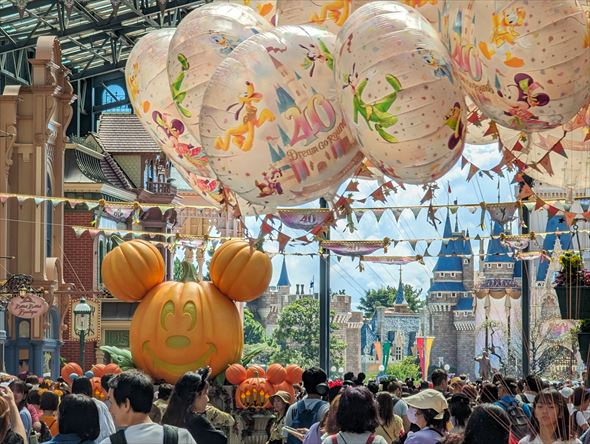 ディズニー・ハロウィーン ワールドバザール