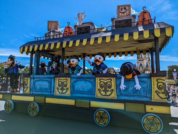 ディズニー・ハロウィーン パレード