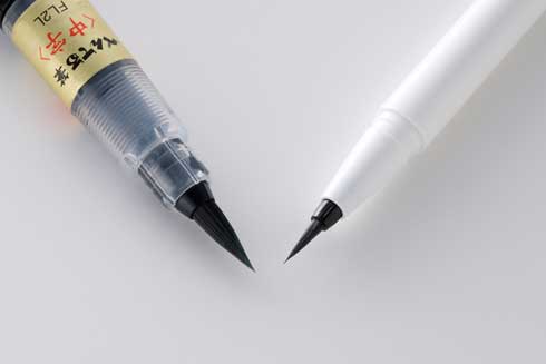 ぺんてる 筆ペン 技術 応用 化粧品ブランド リキッドアイライナー ルルズコスメティコ