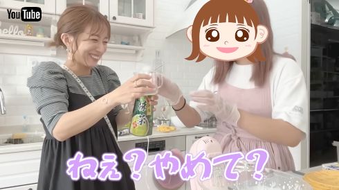 長女・希空のお菓子作りを手伝う辻希美
