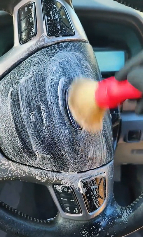 泡だらけ……。