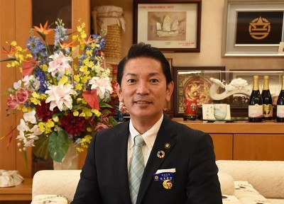浦添市長