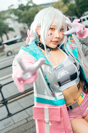 りなしぃの「勝利の女神：NIKKE」ジャッカル