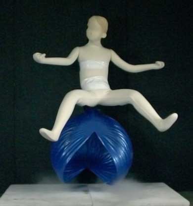 秋 事故 防止 注意 危険 照明器具 運動機器 調理家電 バランスボール 回転する刃 カッター