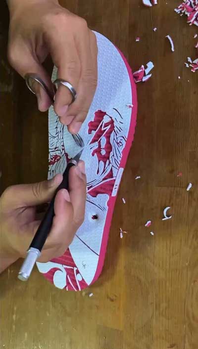 沖縄 似顔絵 島ぞうり アート イラスト 彫る 鬼滅の刃 煉獄