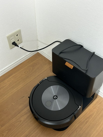 充電されるルンバ