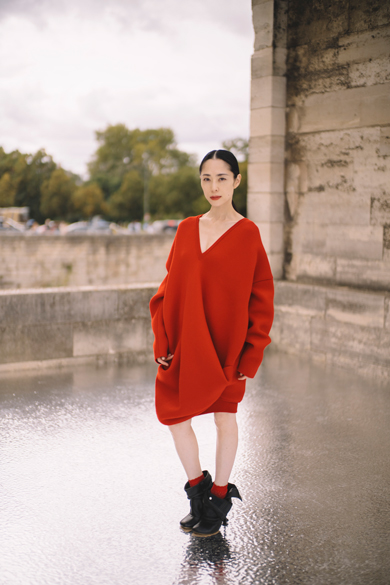 ロエベのショーに登場した深津絵里