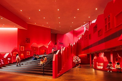 「魔法の文学館」館内の様子