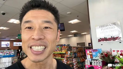 なかやまきんに君