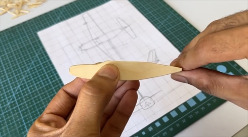 飛行機　模型　アイスの棒