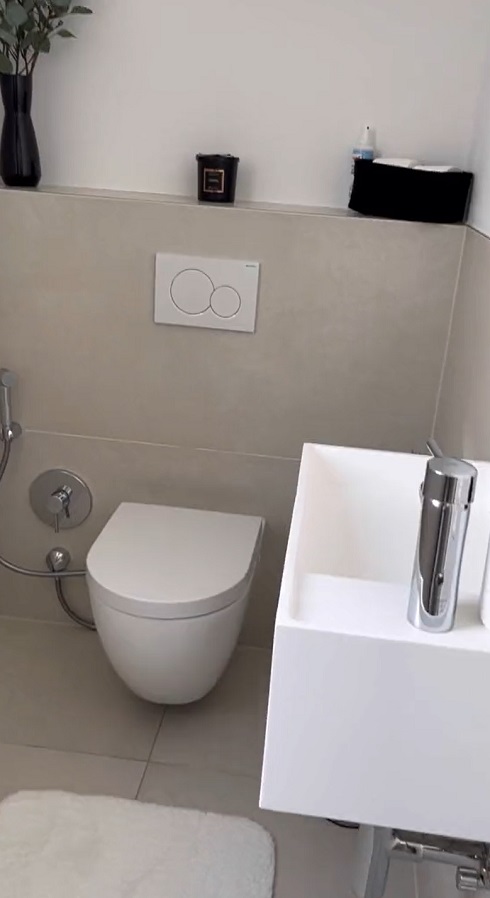 トイレ掃除ピカピカ03