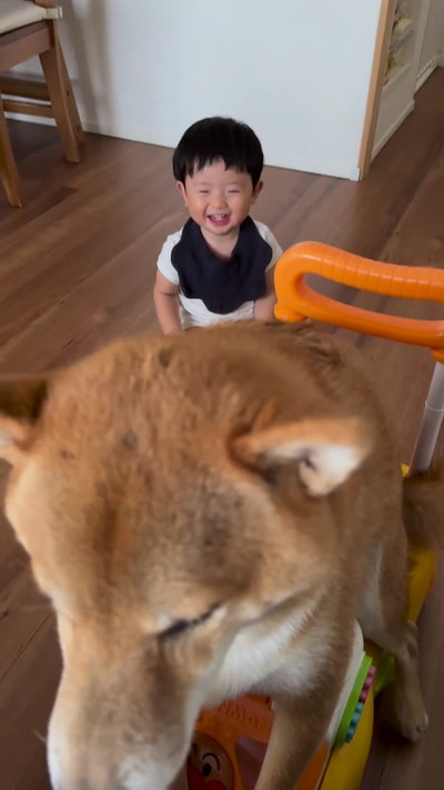 前進するアンパンマンカー