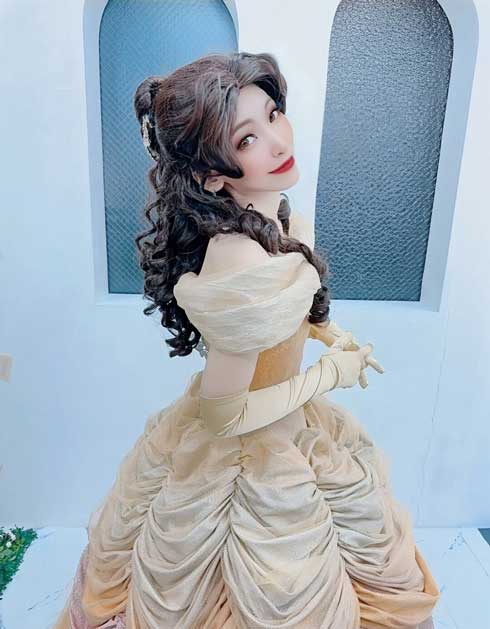 美女と野獣 ベル ドレス コスプレ 自作 衣装 ディズニー仮装