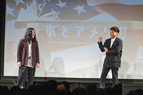 ピース綾部、6年ぶり凱旋ライブ