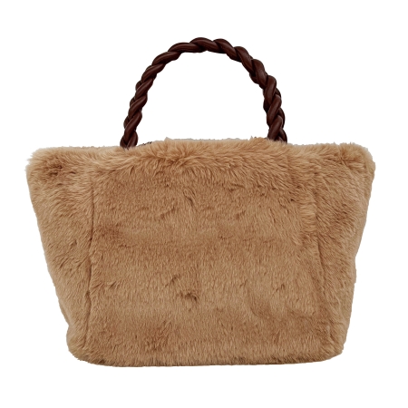 モカカラーのバッグ