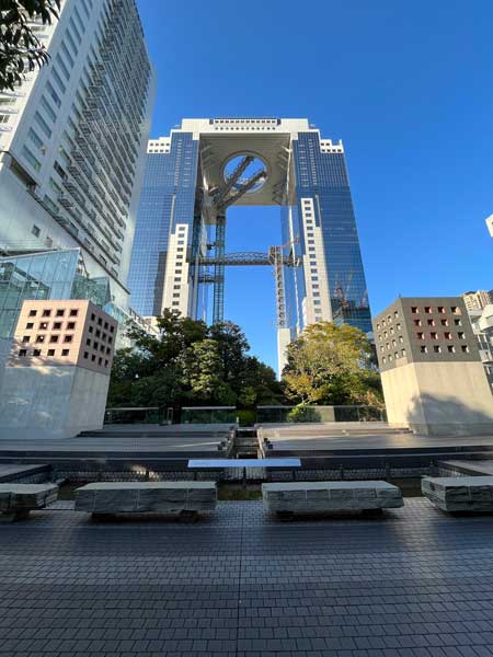 Yahoo ヤフー ニュース 同じ景色 場所 梅田スカイビル 空中庭園展望台