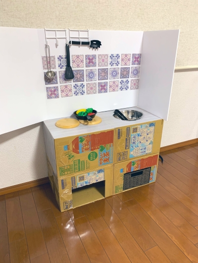 ダンボールおままごとキッチン