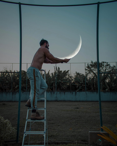 神秘的な月の写真