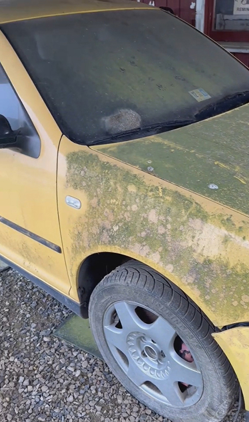 こびりついた汚れ