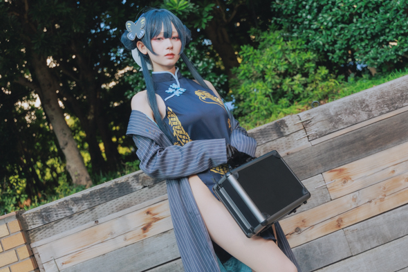 月海つくねの「ブルーアーカイブ」竜華キサキ