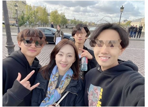 白城あやかと息子たち