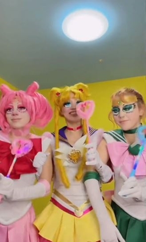 仲里依紗ハロウィン