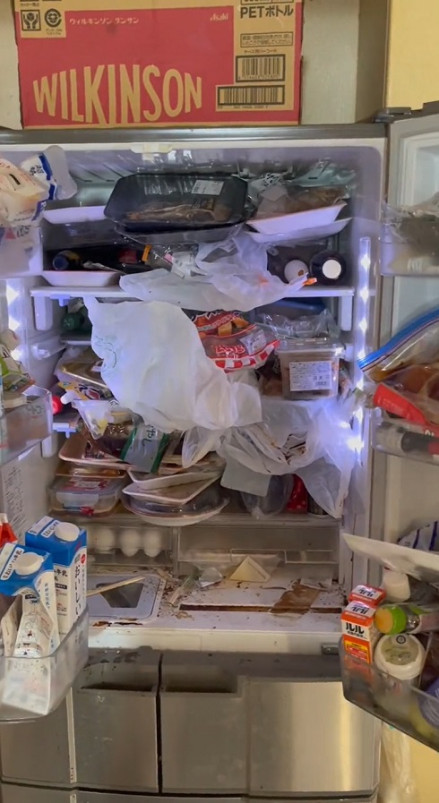 ゴミ屋敷のお掃除02