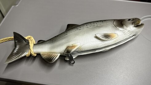 鮭かっさばポーチ02