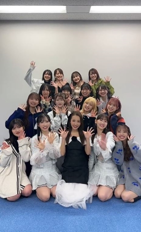 板野友美と現役AKB48