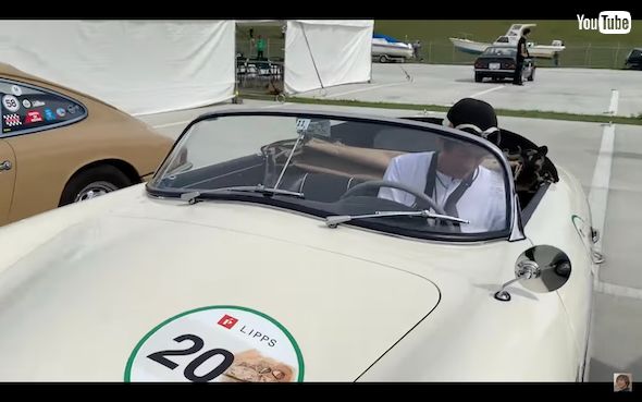 愛車に乗る唐沢寿明