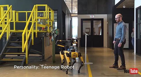 ロボ 犬 しゃべる犬