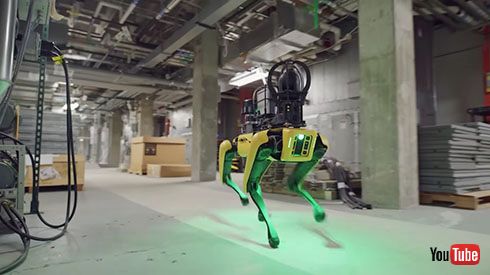 ロボ 犬 しゃべる犬