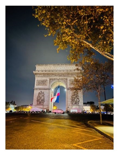 中村江里子パリ