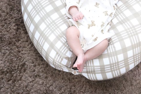 赤ちゃんの寝方